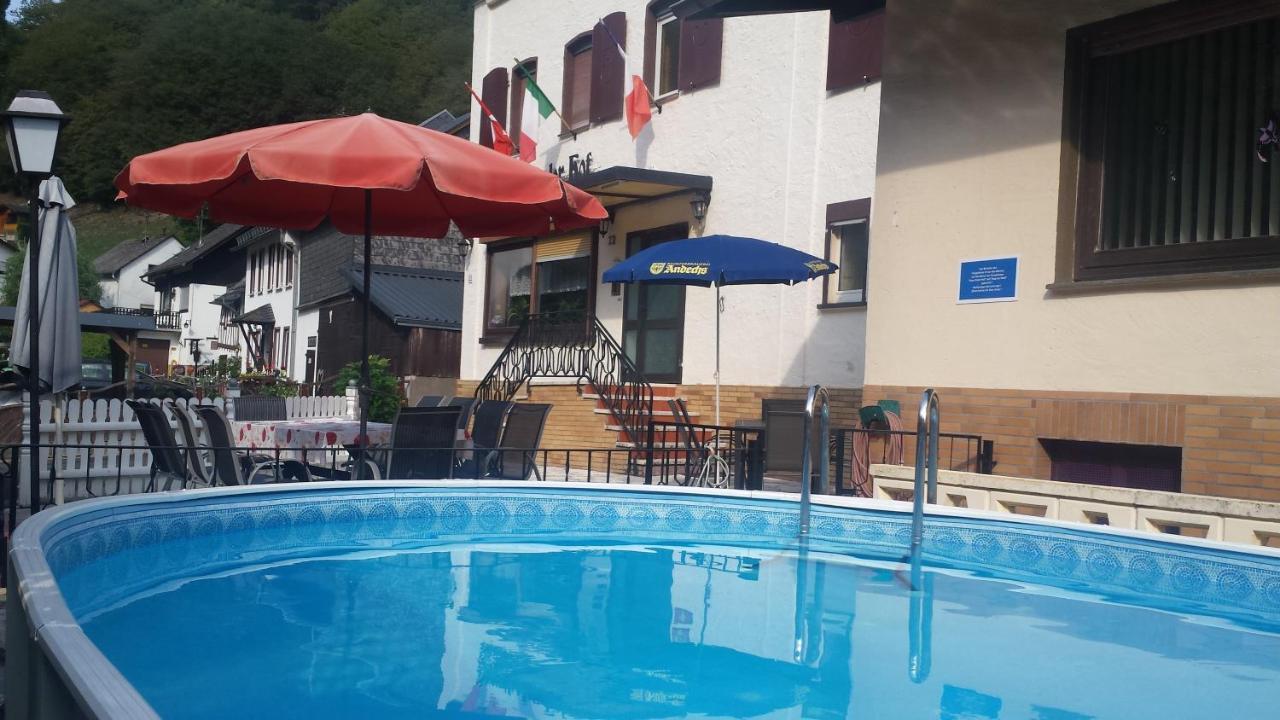 Ferien Und Selbstversorgerhaus Fuer Gruppen Sauerthaler Hof - Loreley Buitenkant foto