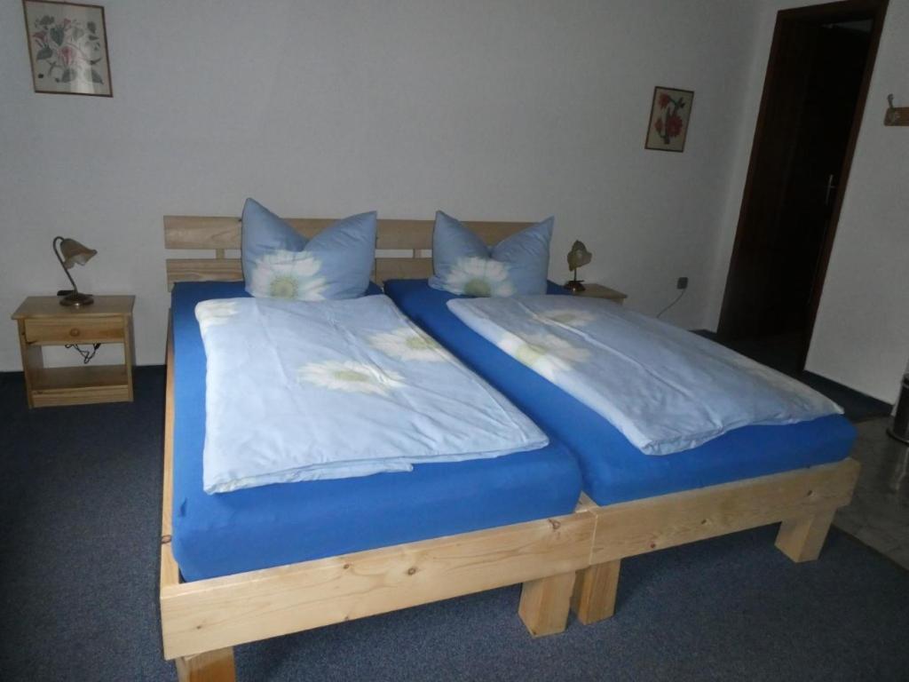 Ferien Und Selbstversorgerhaus Fuer Gruppen Sauerthaler Hof - Loreley Buitenkant foto